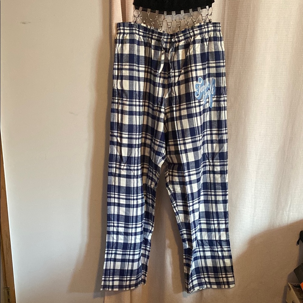 Never worn Taylor Swift plaid pajama pants